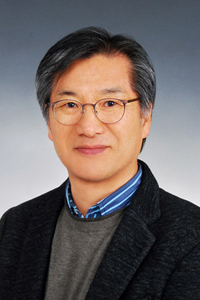김학일